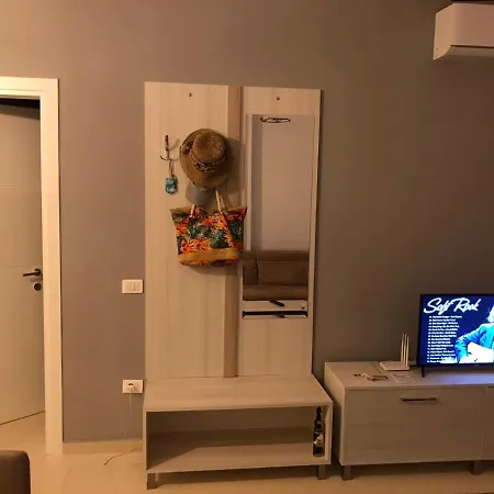 Studio Apartament Διαμέρισμα Golem (Tirana)